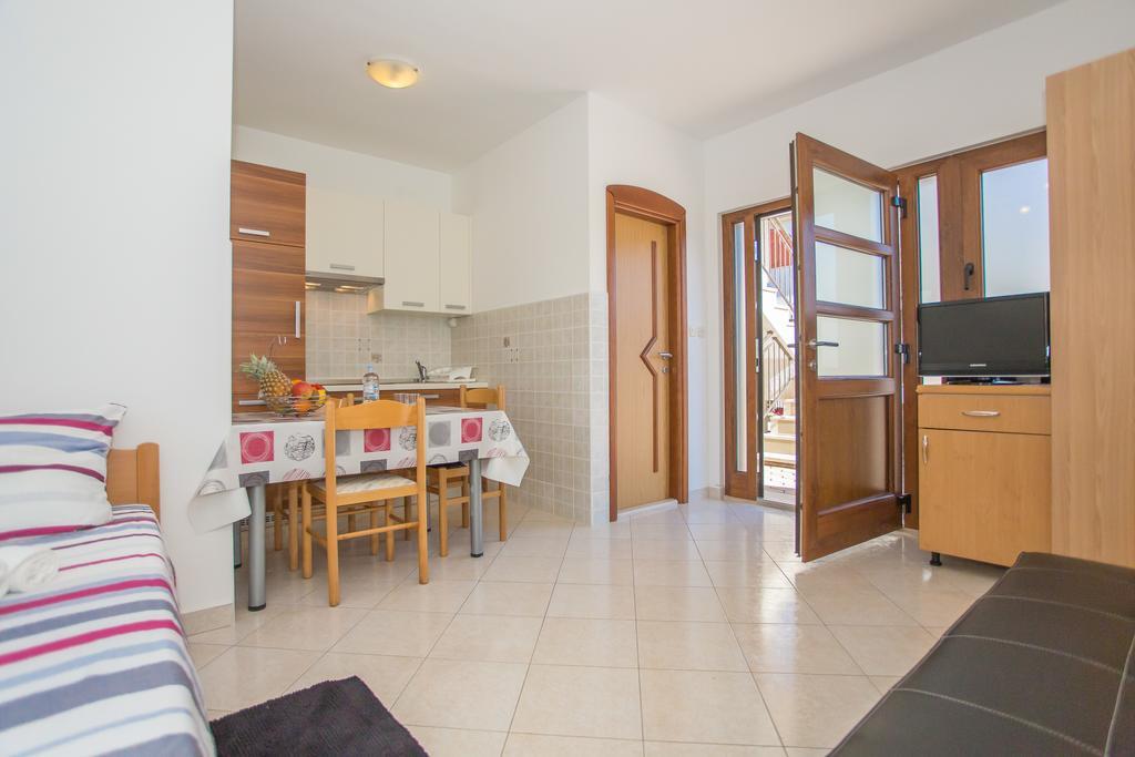 Hotel Punta B Poreč Zewnętrze zdjęcie